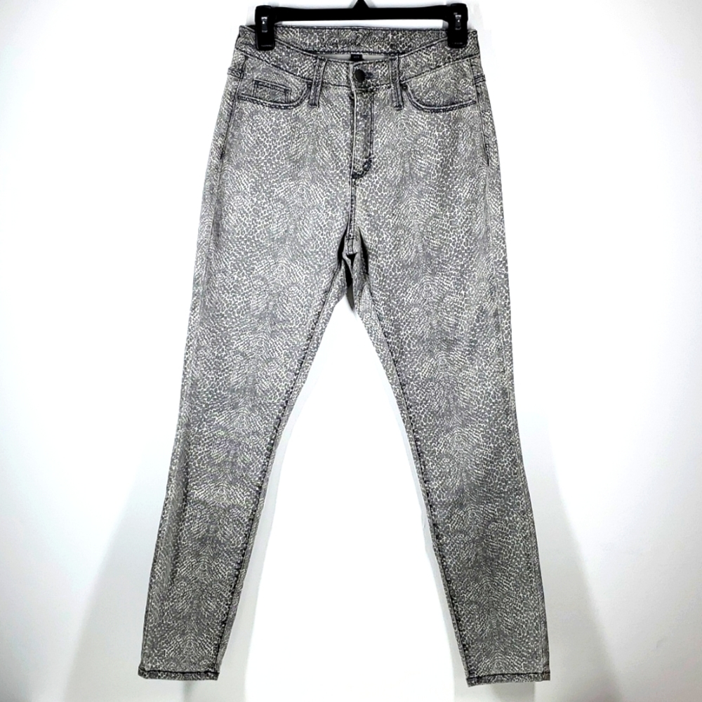 Universal Thread Gray Snakeskin Print Skinny Jeans 4 NWOT